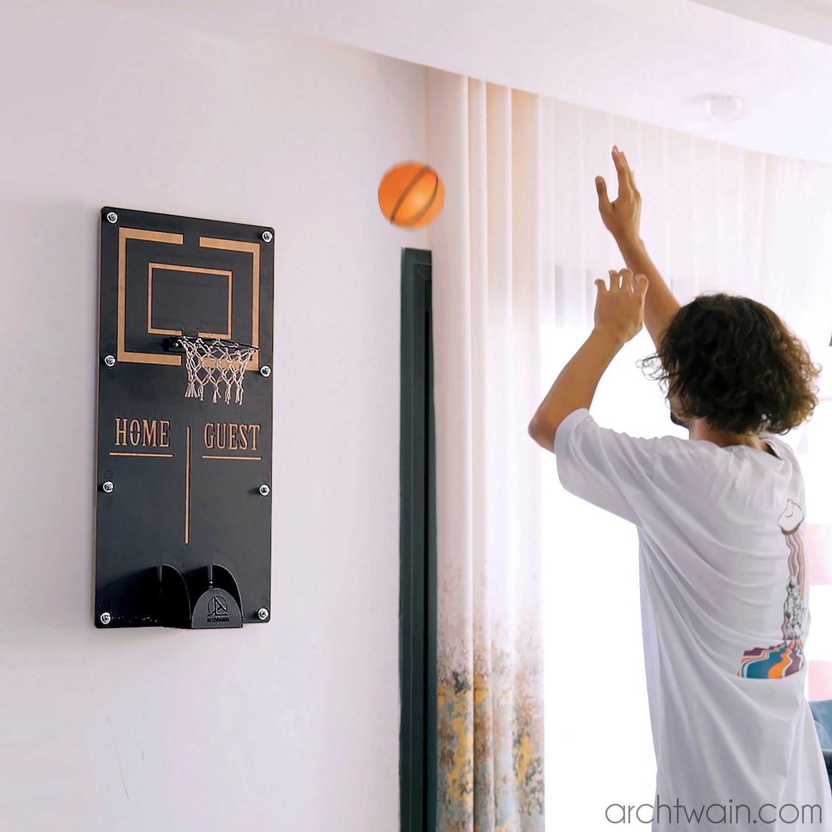 Mega Craft basketbol potası, farklı açıdan