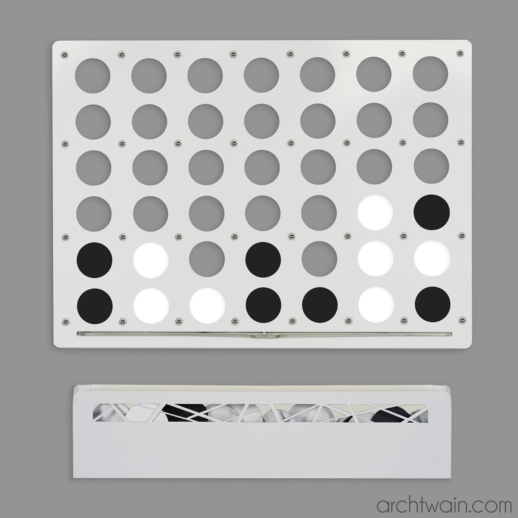 Mega beyaz Connect Four oyunu, yakın görünüm