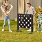 Taşınabilir Connect Four oyunu, yakın görünüm