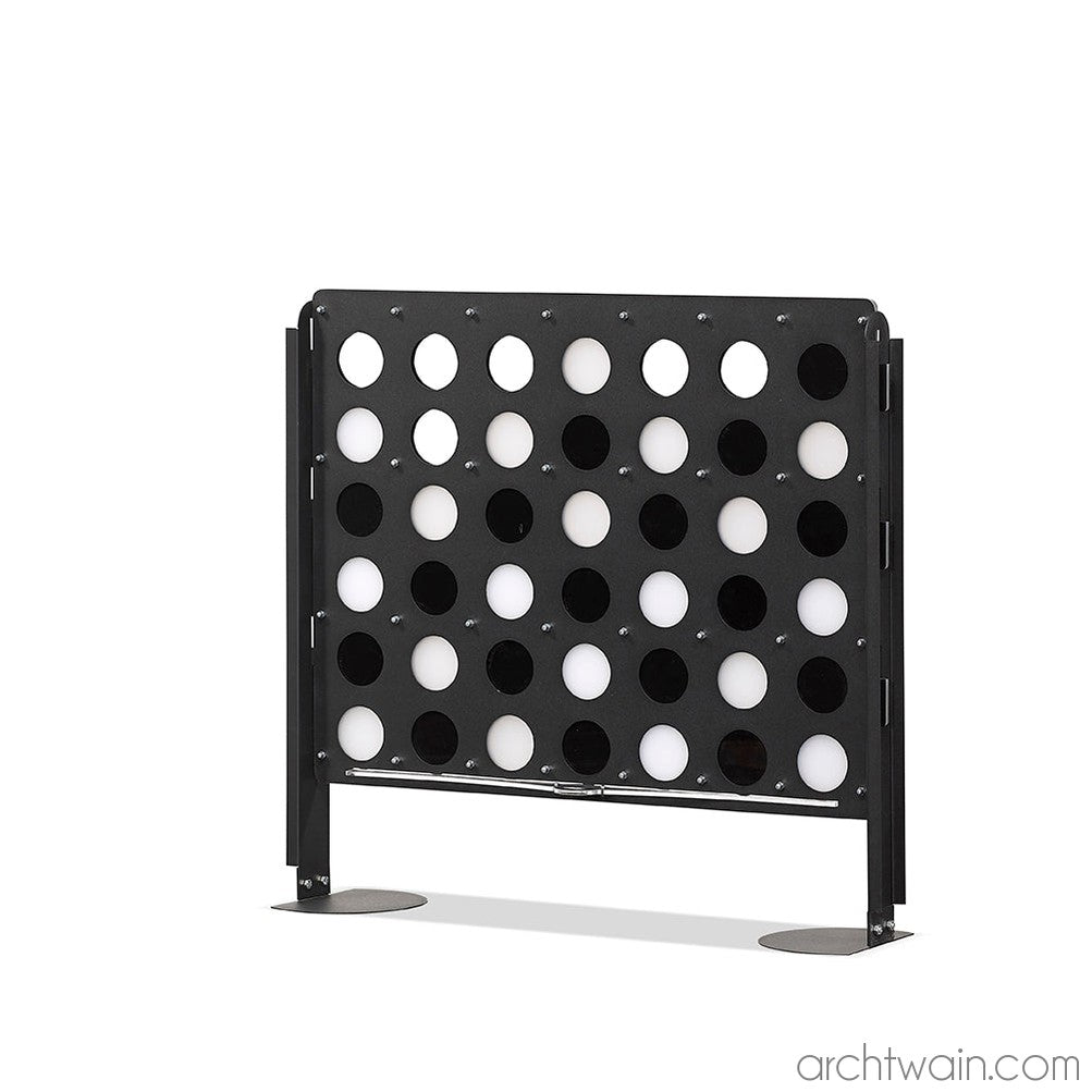 Taşınabilir Connect Four (dörtlü bağlama) oyunu