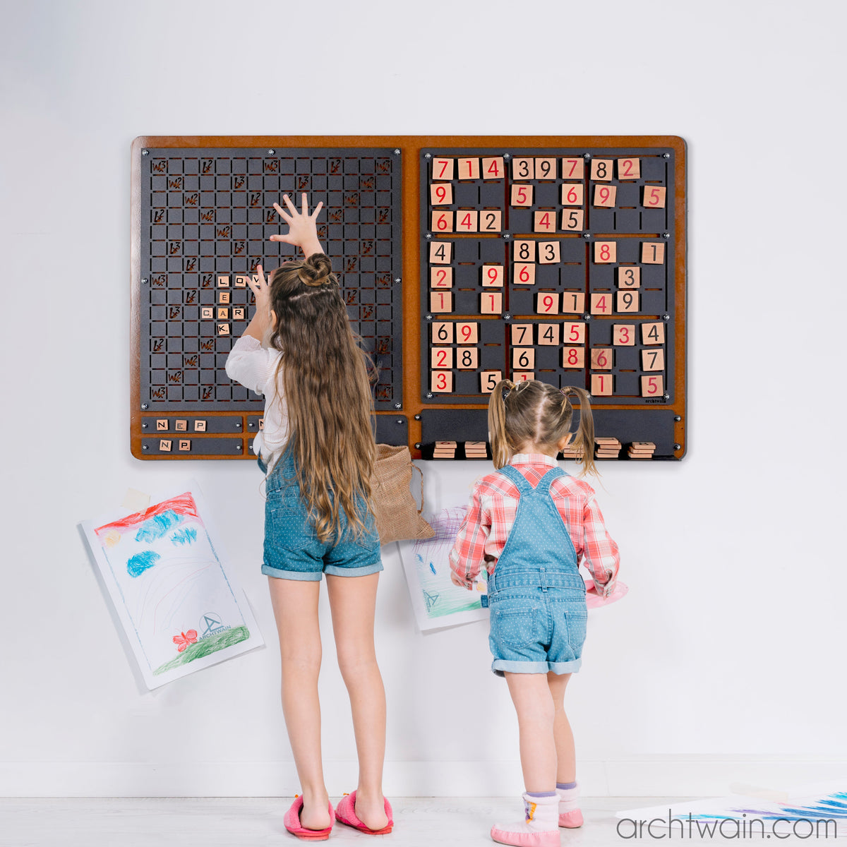 Duvara monte Sudoku oyunu
