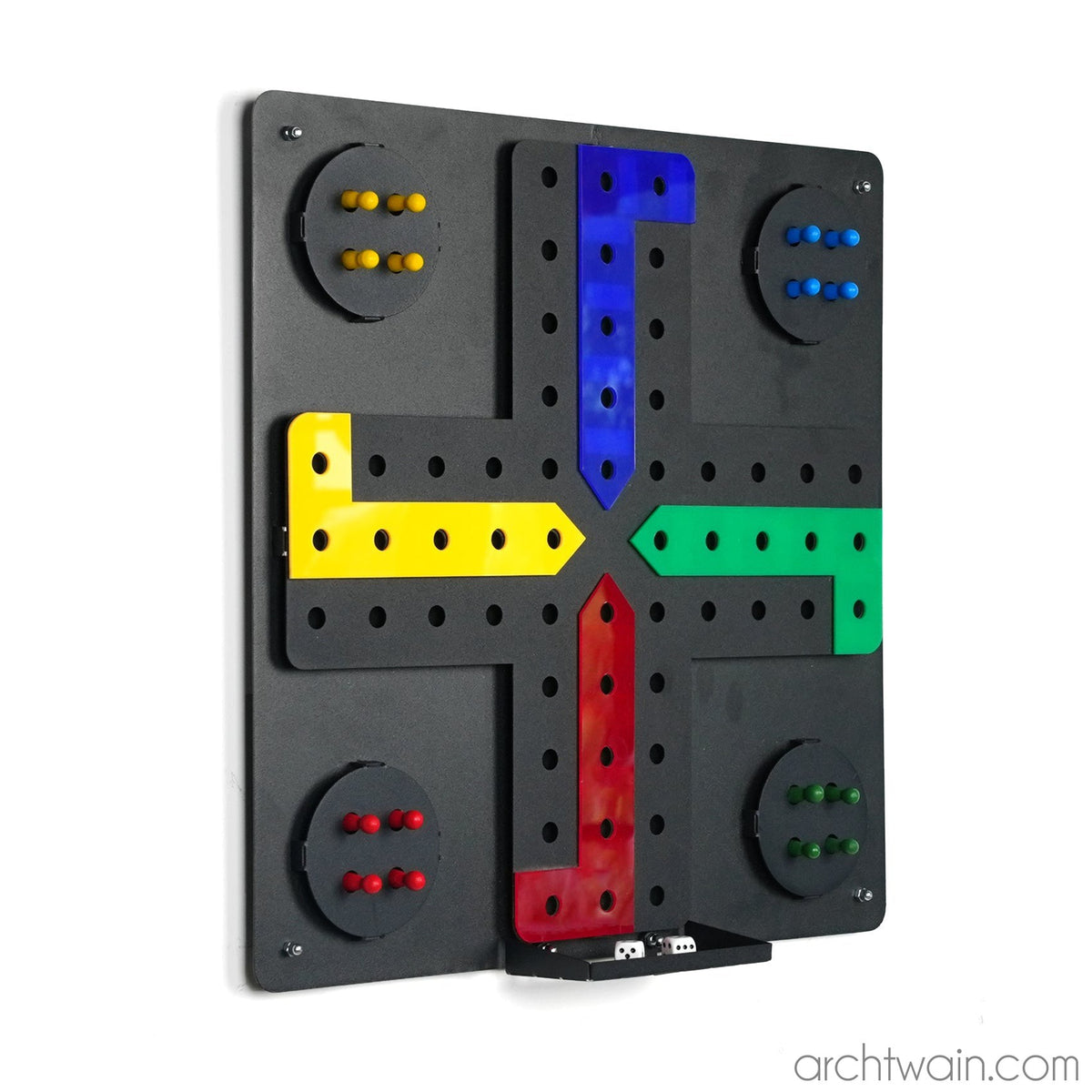 Ludo oyunu, yakın görünüm