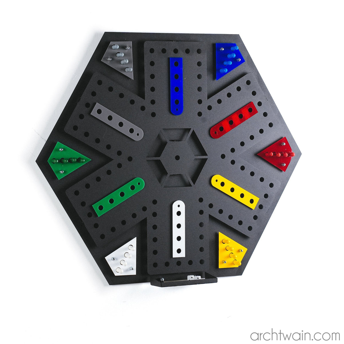Mega Ludo oyunu, yakın görünüm